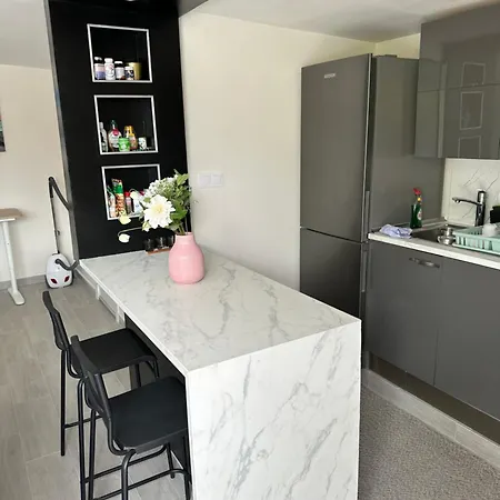 Apartamento New Modern Apartment, Scandinavian Style, Ocean View, Huge Terrace