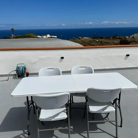 Appartamento New Modern Apartment, Scandinavian Style, Ocean View, Huge Terrace