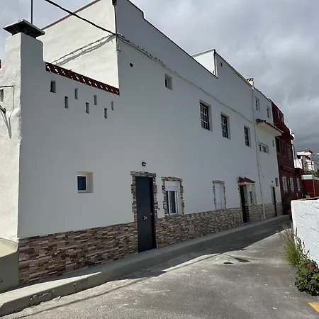 New Modern Apartment, Scandinavian Style, Ocean View, Huge Terrace